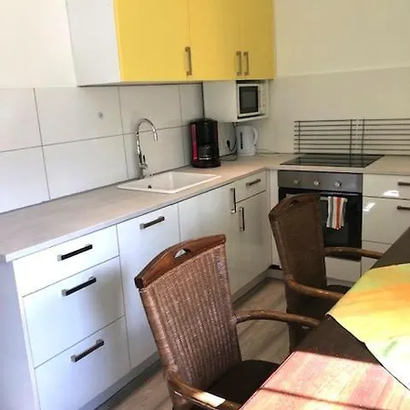Apartamento Grosses Monteurhaus Zur Alleinigen Nutzung In - Maximal 6 Personen - 4 Schlafzimmer *