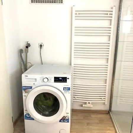 Grosses Monteurhaus Zur Alleinigen Nutzung In - Maximal 6 Personen - 4 Schlafzimmer * Duisburg