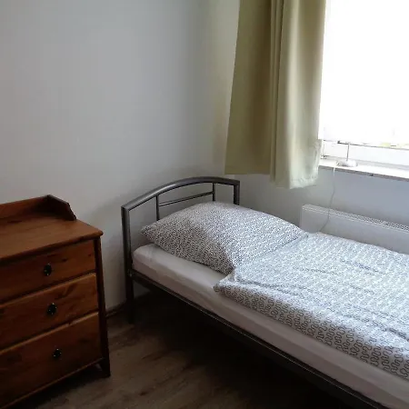 Big House In - Maximal 6 Persons With Garden * Duisburg