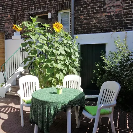 Big House In - Maximal 6 Persons With Garden * Duisburg