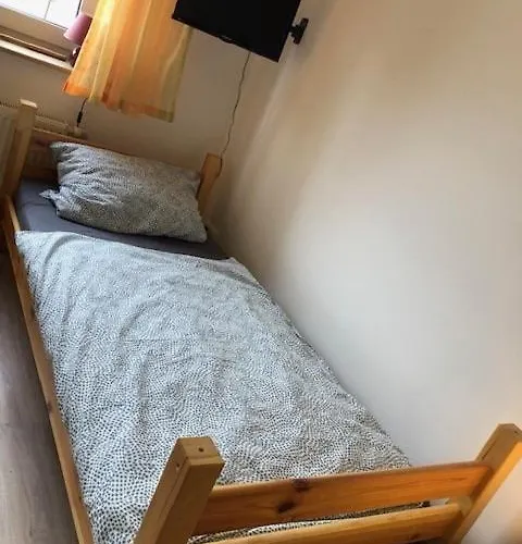 Big House In - Maximal 6 Persons With Garden * Duisburg